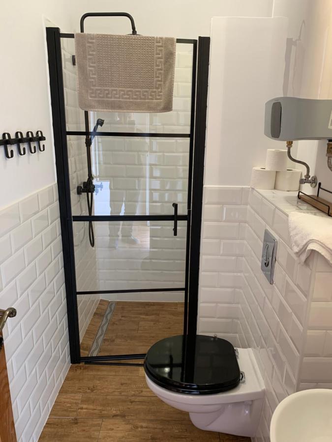 Szazesztendos Reveszhaz Apartman Szigetmonostor Buitenkant foto