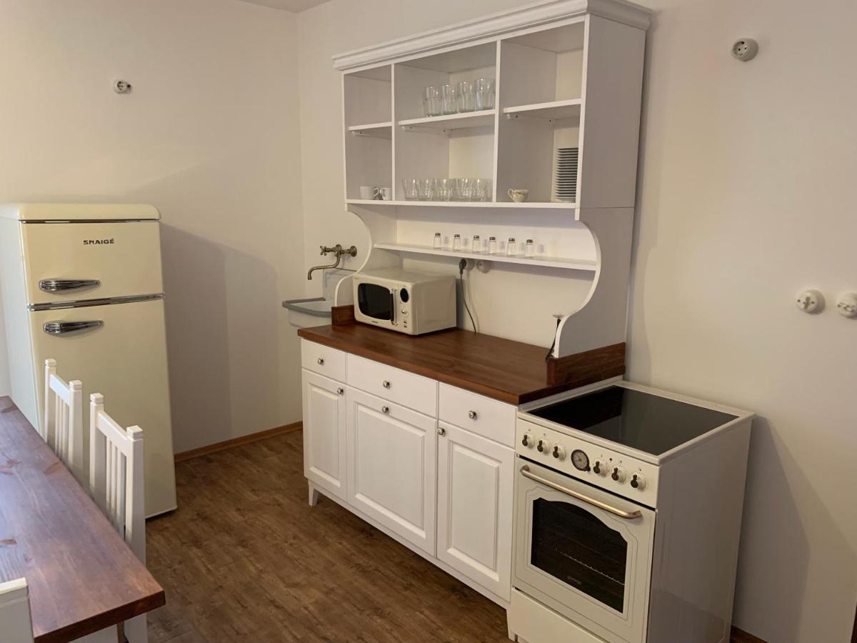 Szazesztendos Reveszhaz Apartman Szigetmonostor Buitenkant foto